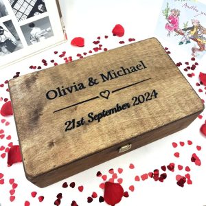 Couple and Date Keepsakes Box