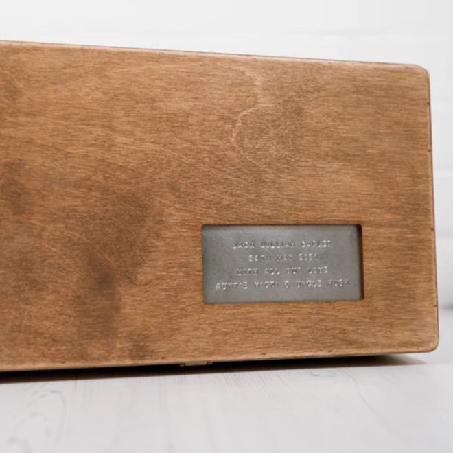 Personalised plaque of wooden memento box